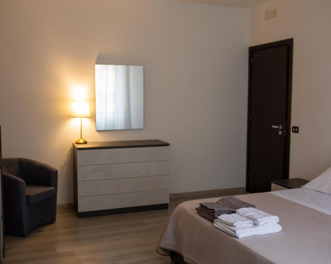 Like Home Apartment Reggio di Calabria Buitenkant foto
