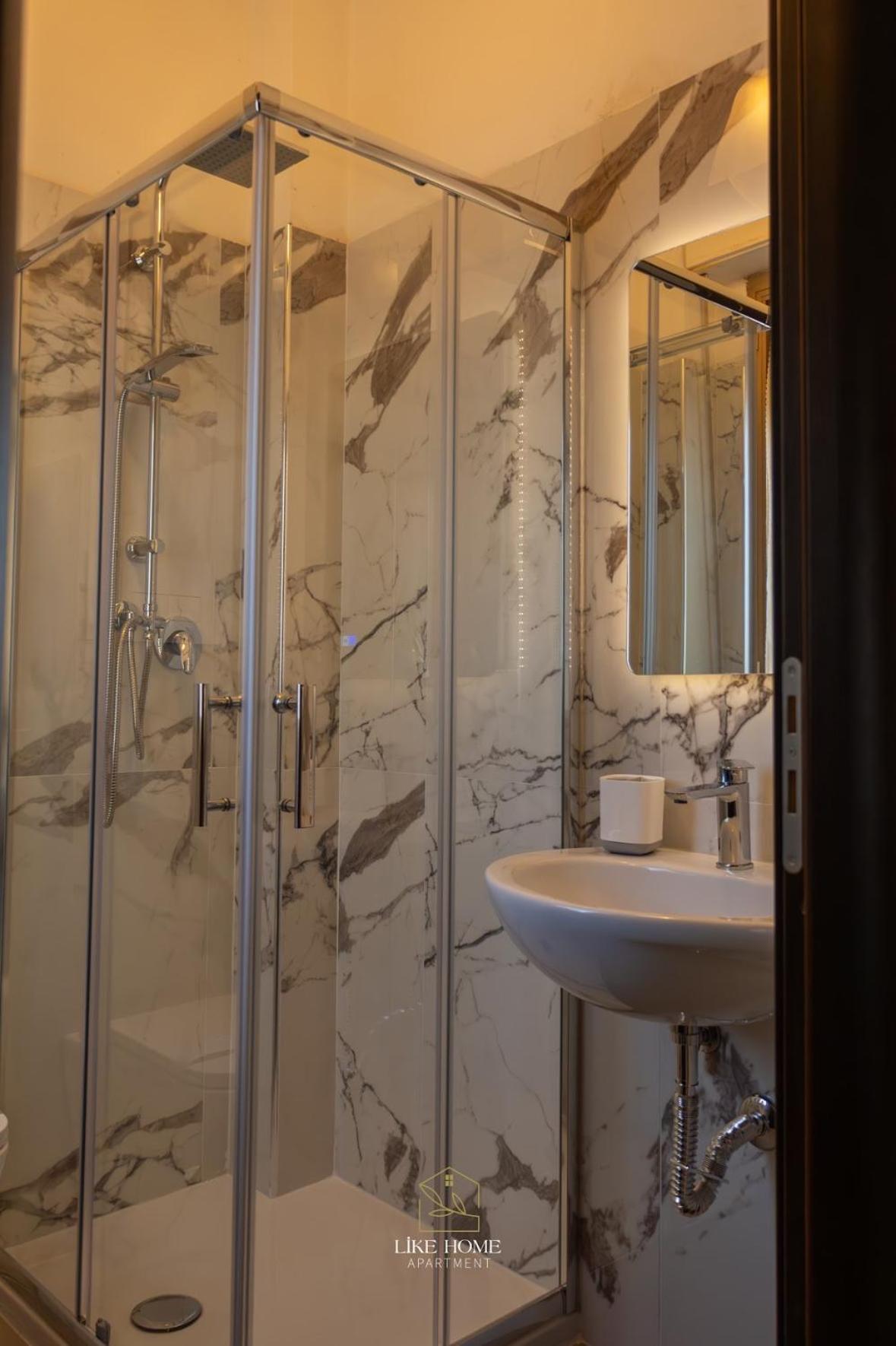 Like Home Apartment Reggio di Calabria Buitenkant foto